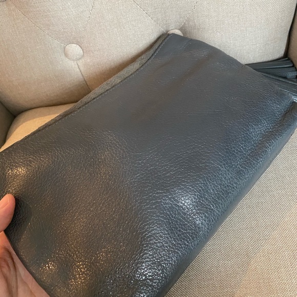 Leather bag - Picture 3 of 6